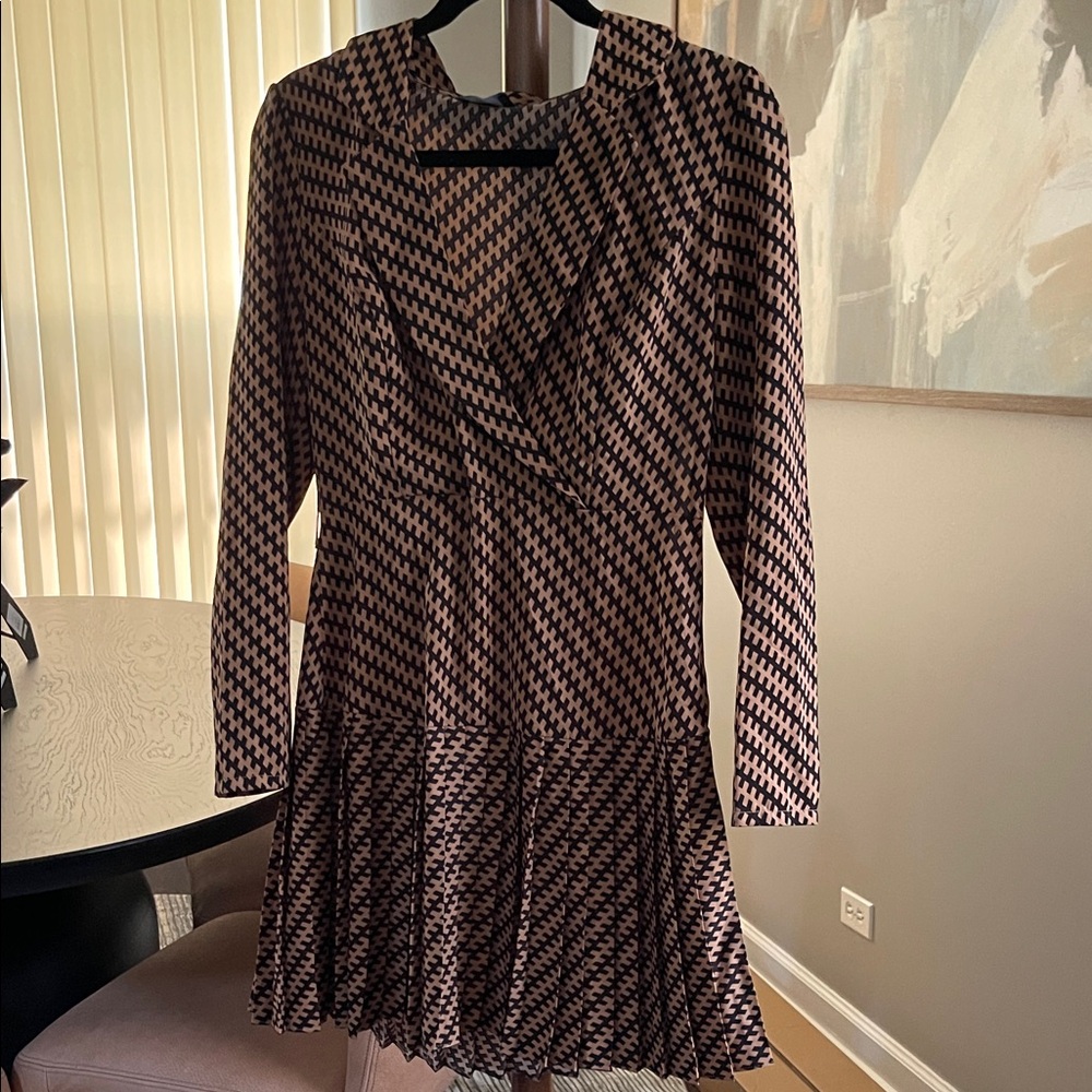 Elegant Black and Pink Houndstooth Dress